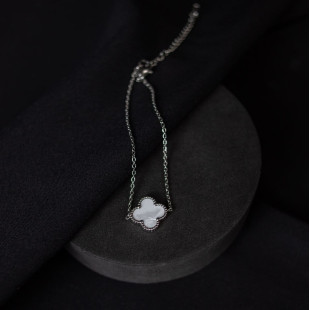 Браслет Clover Charm White