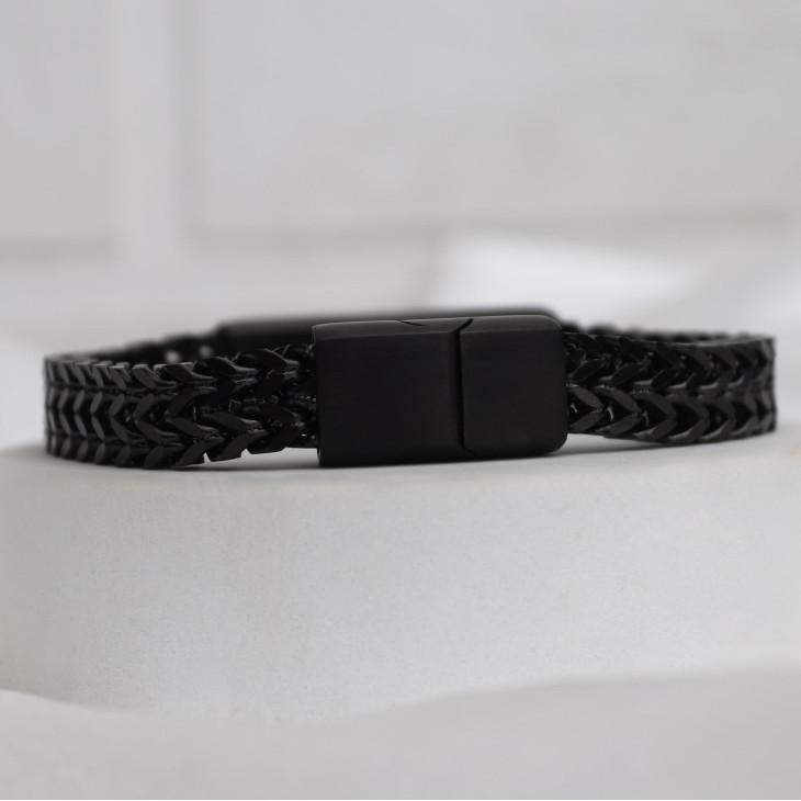 Браслет Imperium Steel Black з індивідуальним гравіюванням очей коханої