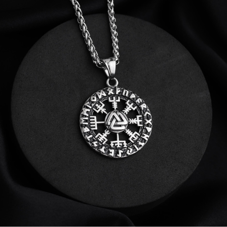 Кулон Valknuta Chain