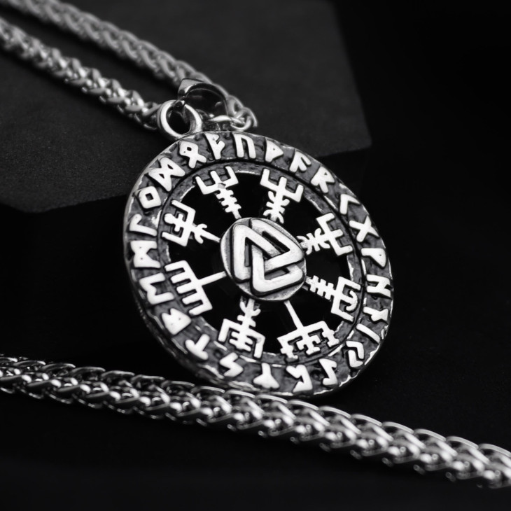 Кулон Valknuta Chain