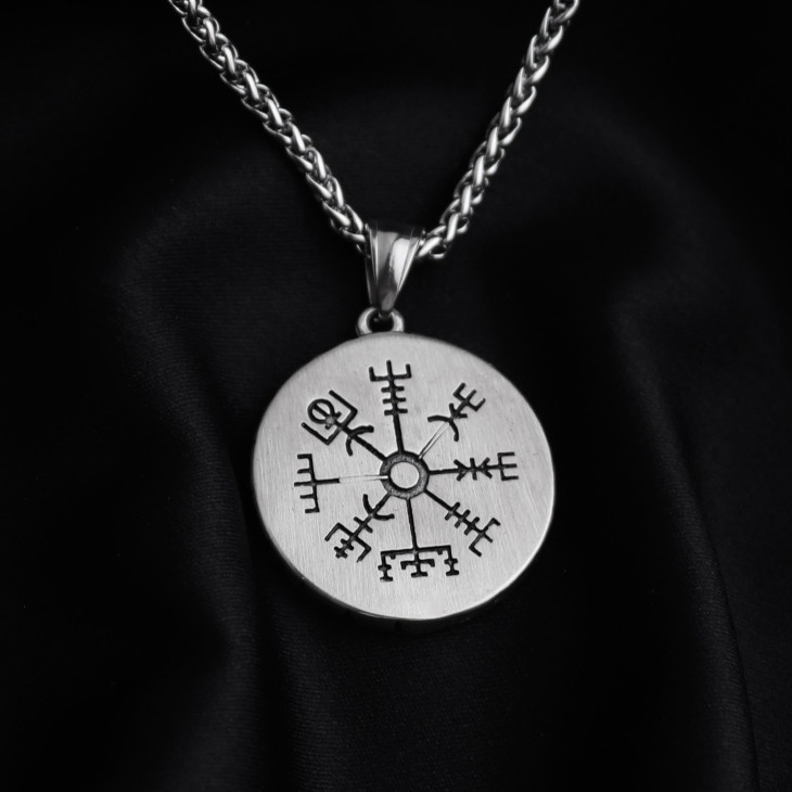 Кулон Viking Triad