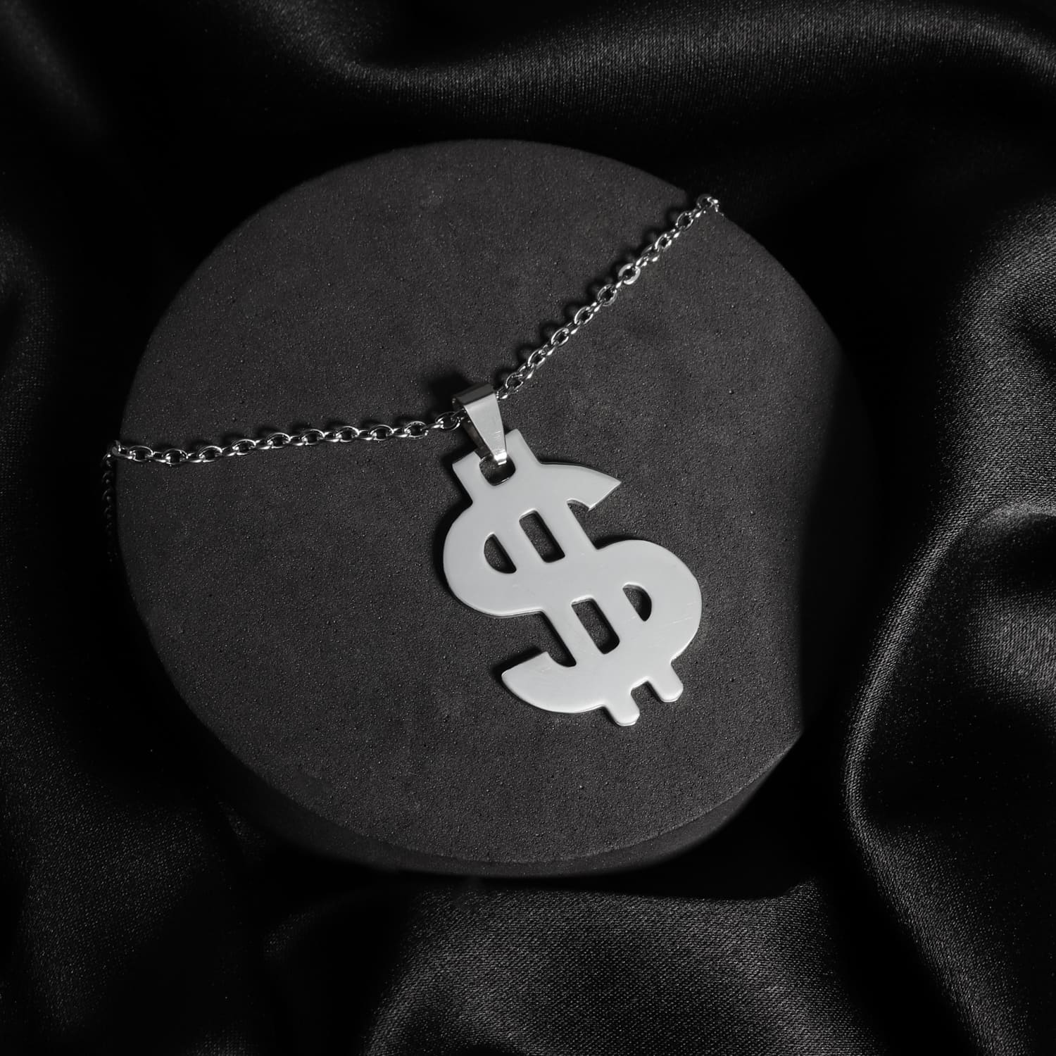 Кулон Dollar
