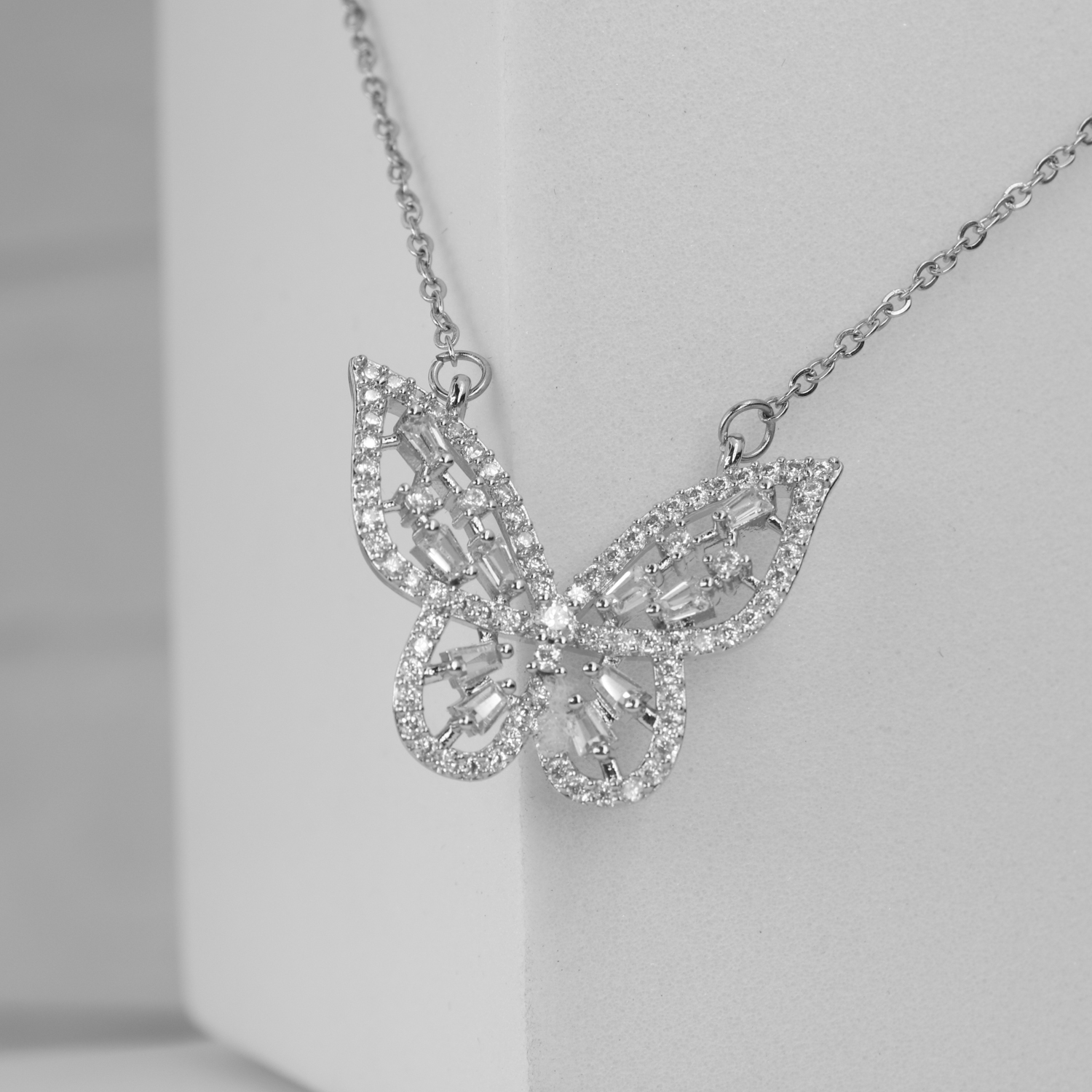 Кулон Butterfly