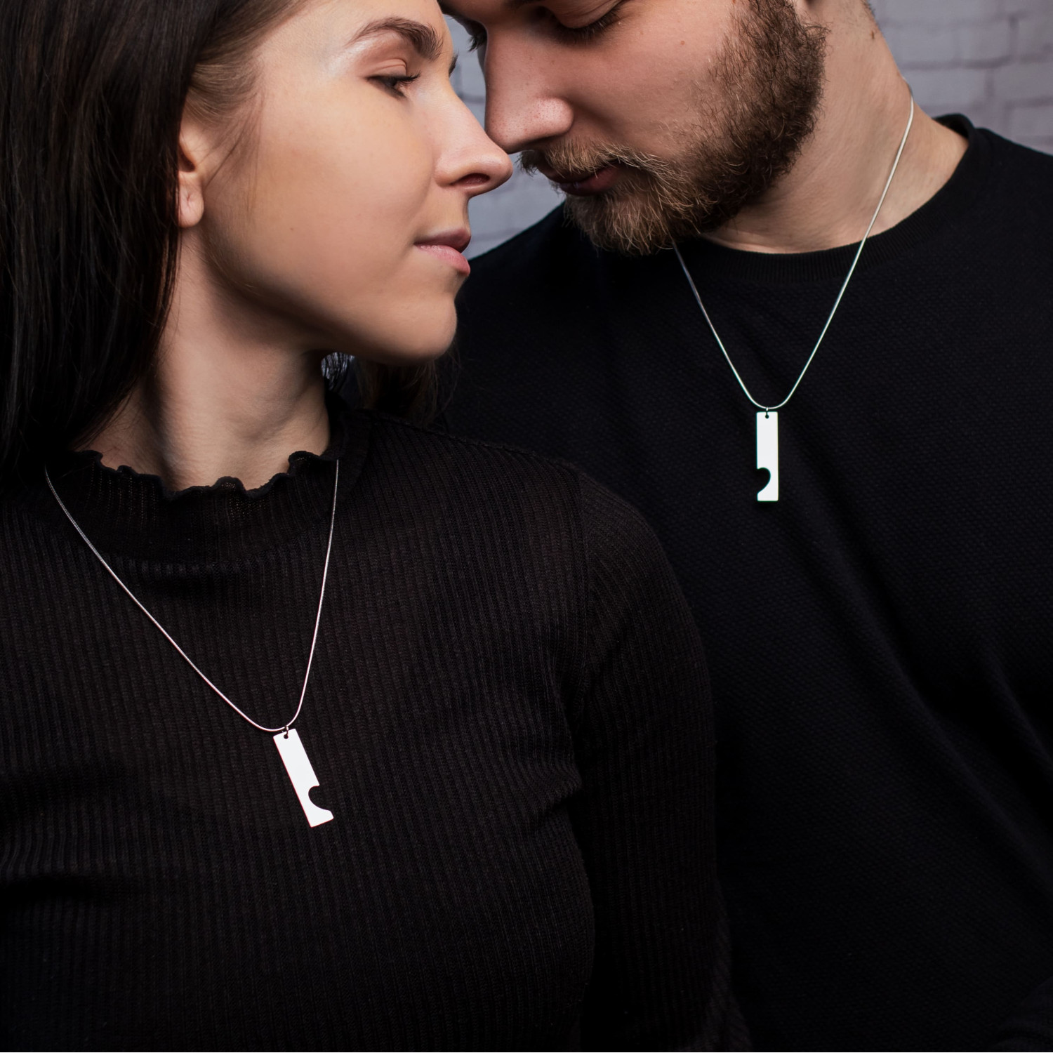 Парні Кулони Two parts of the heart