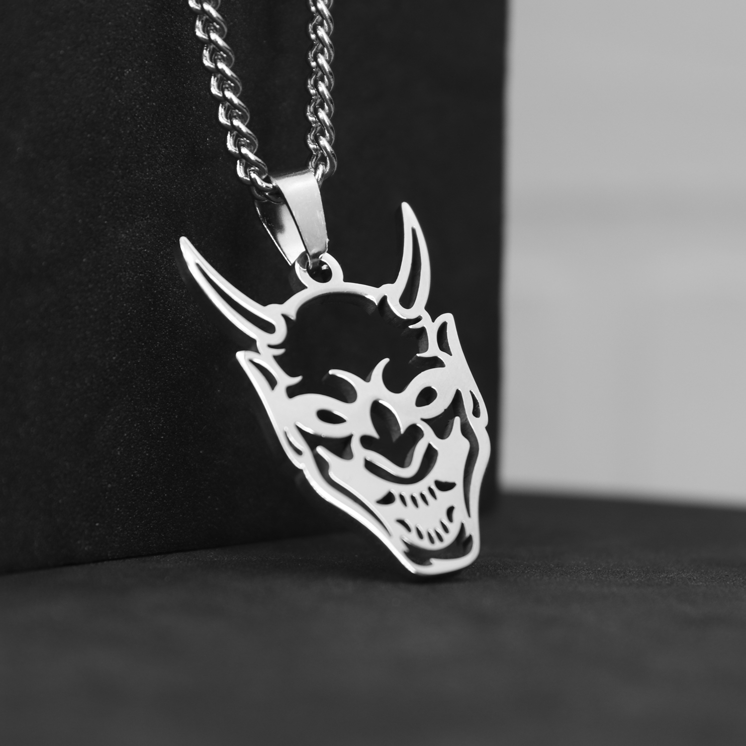 Кулон Diablo