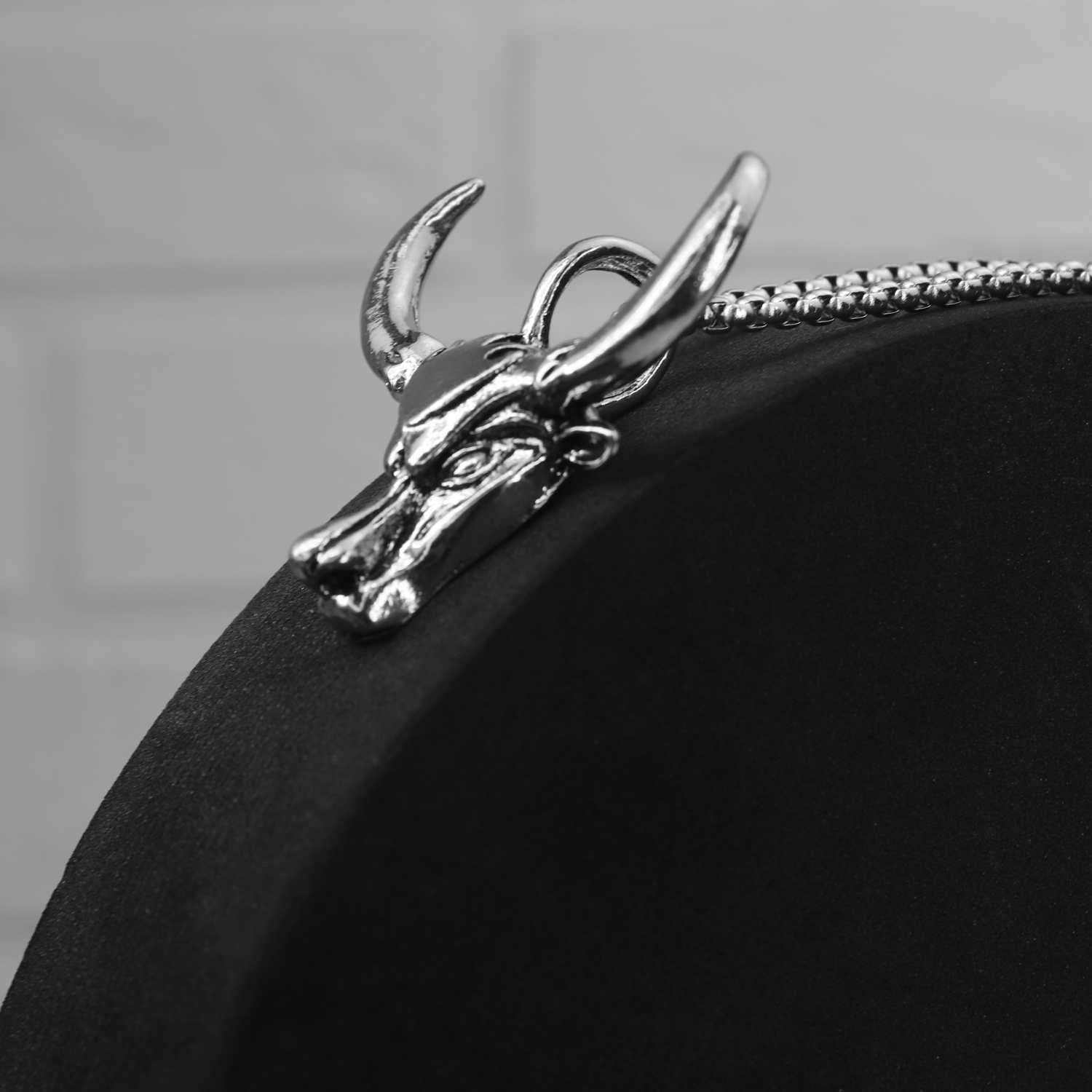 Кулон Horn