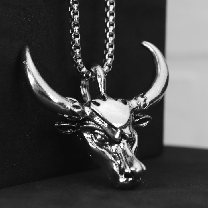 Кулон Horn
