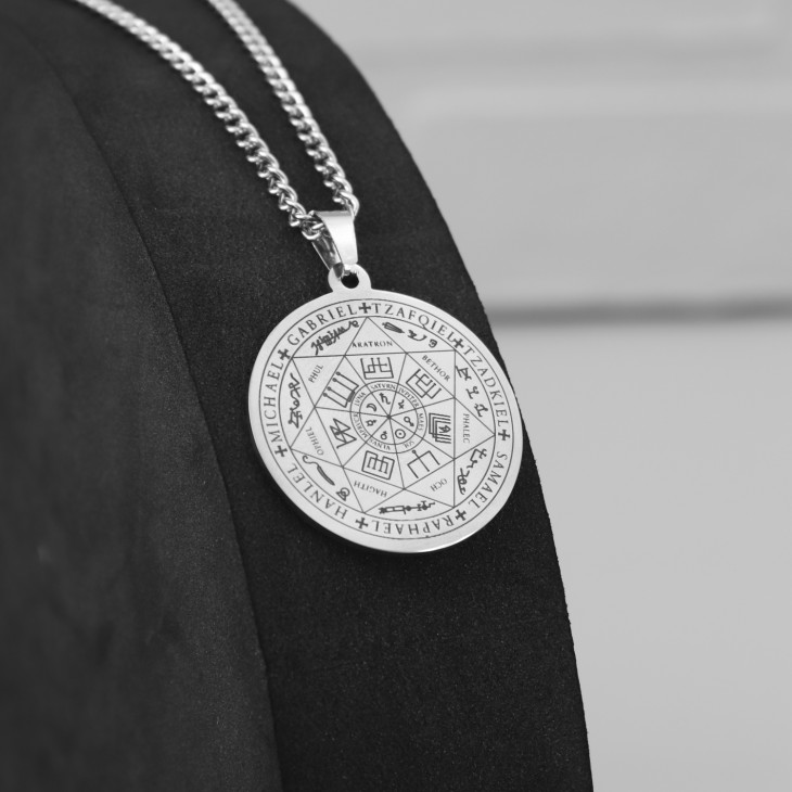 Кулон Artifact