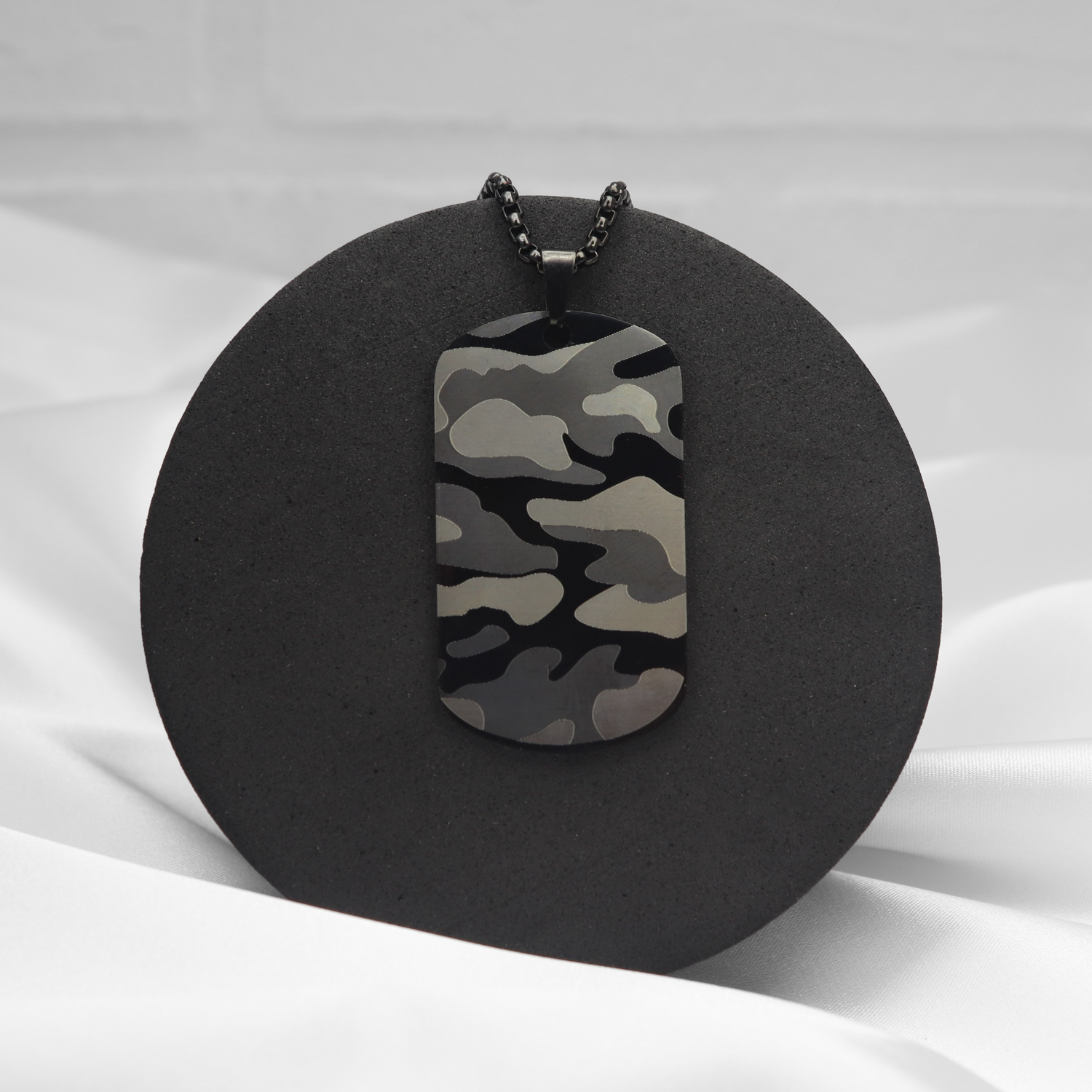 Кулон Black Token