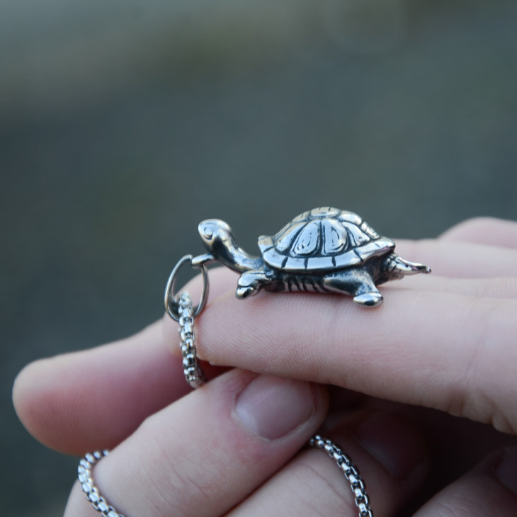 Кулон Turtle
