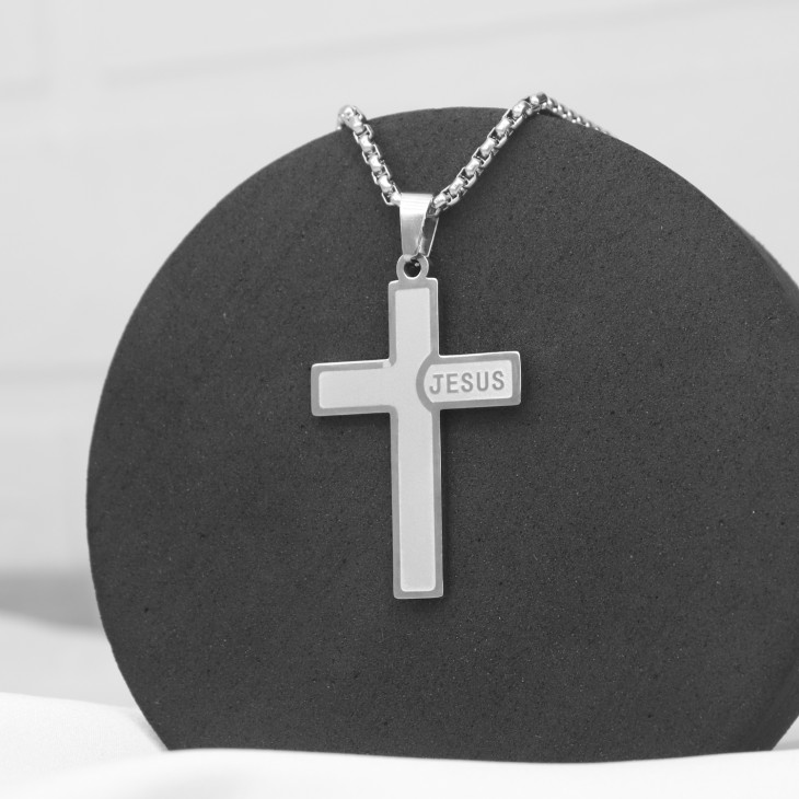 Кулон Jesus
