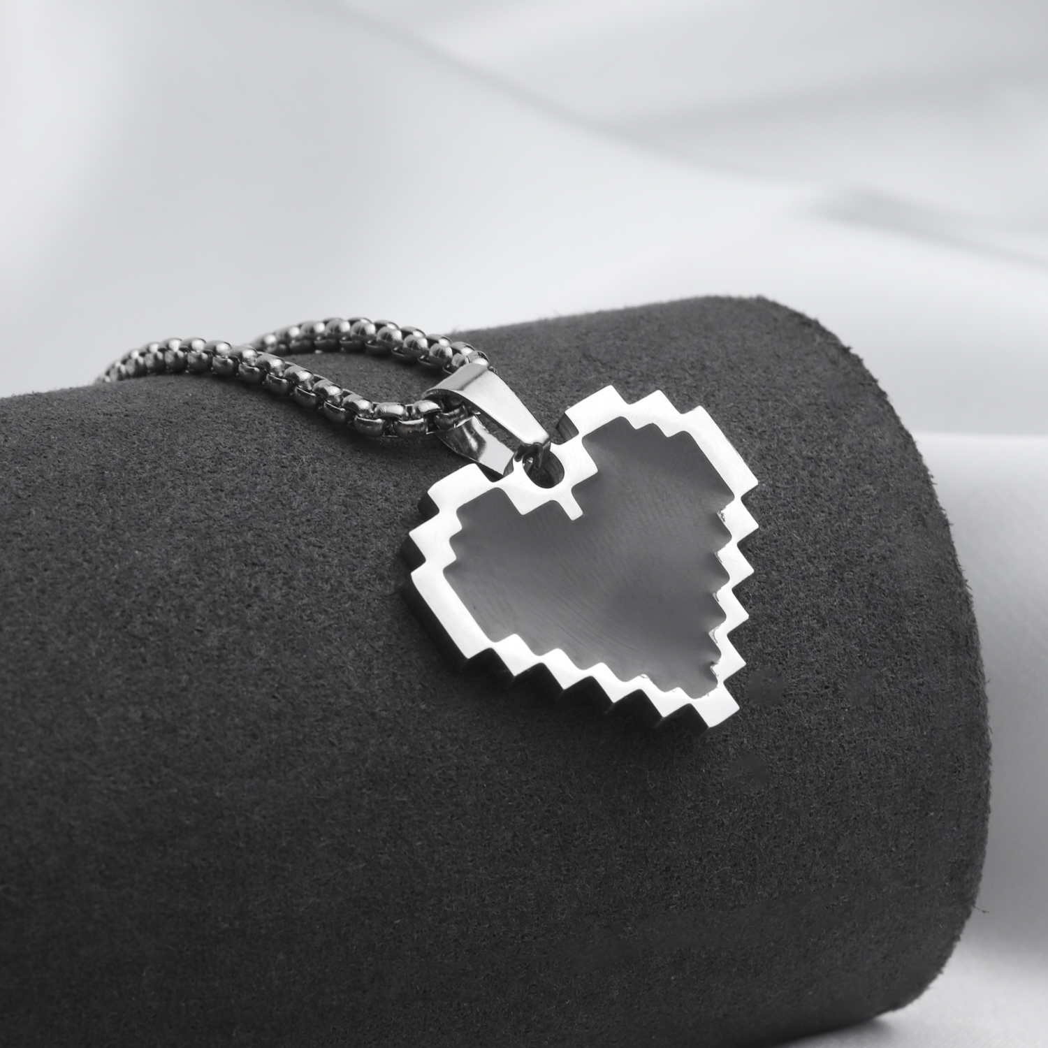 Кулон Black Heart