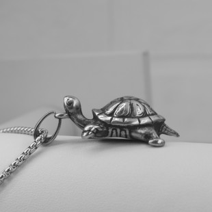 Кулон Turtle