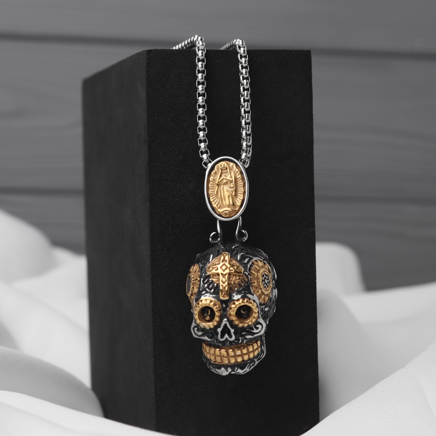Чоловічий кулон Amulet Skull