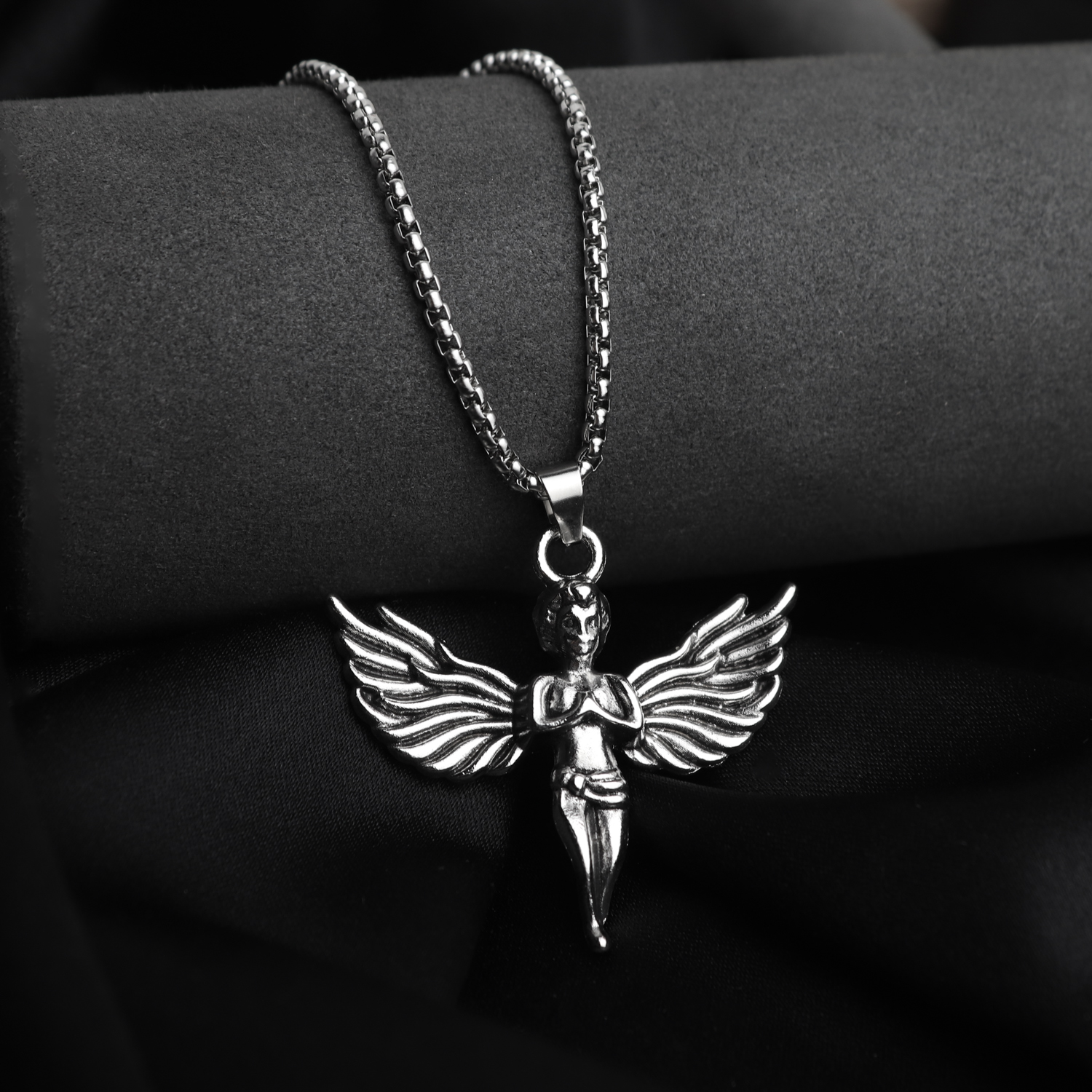 Чоловічий кулон Divine Wings