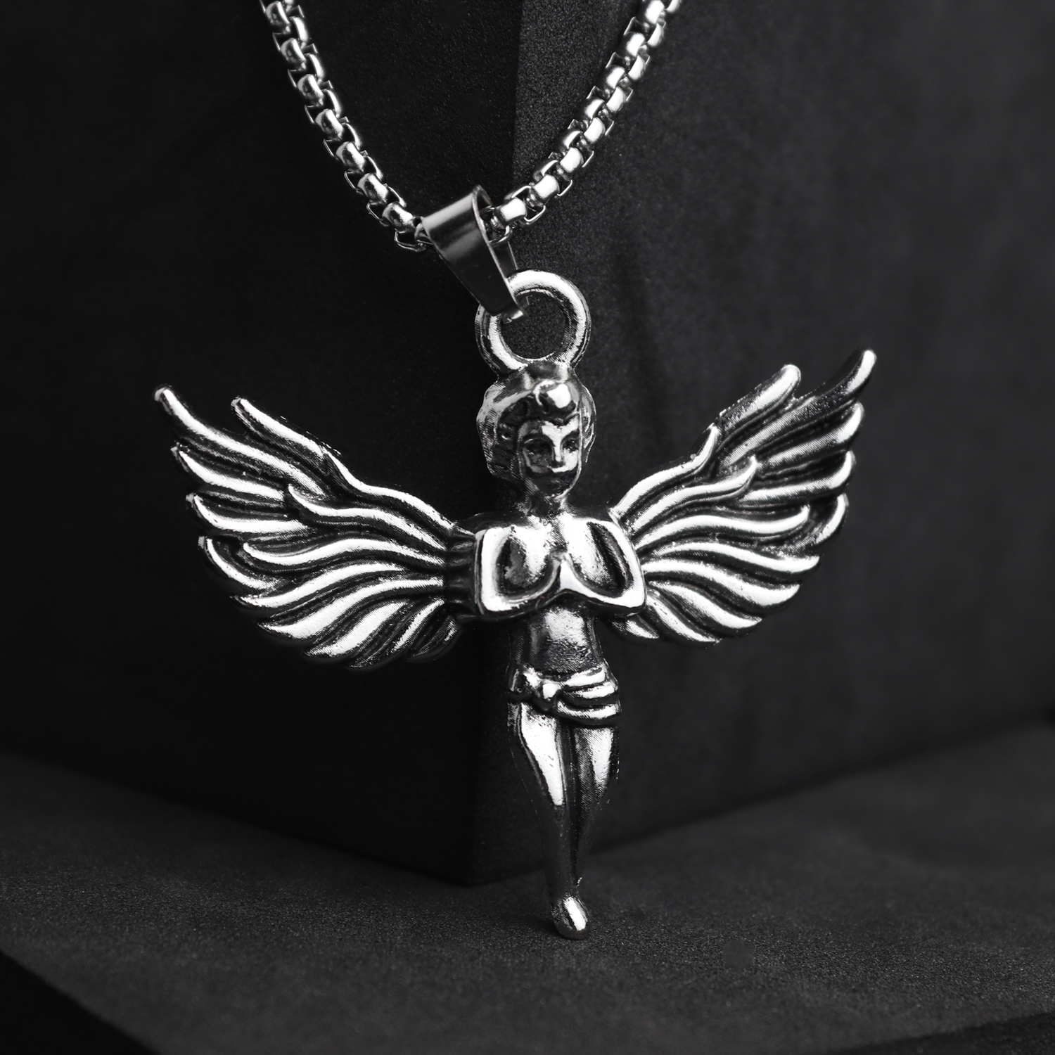 Чоловічий кулон Divine Wings
