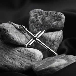 Кулон Nail Cross